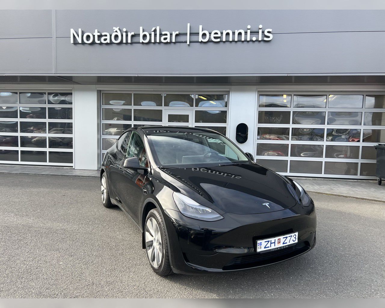 TESLA MODEL Y SR