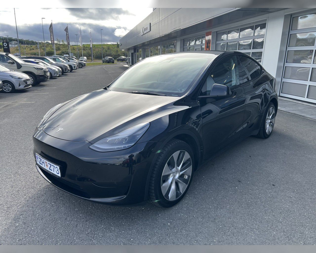 TESLA MODEL Y SR