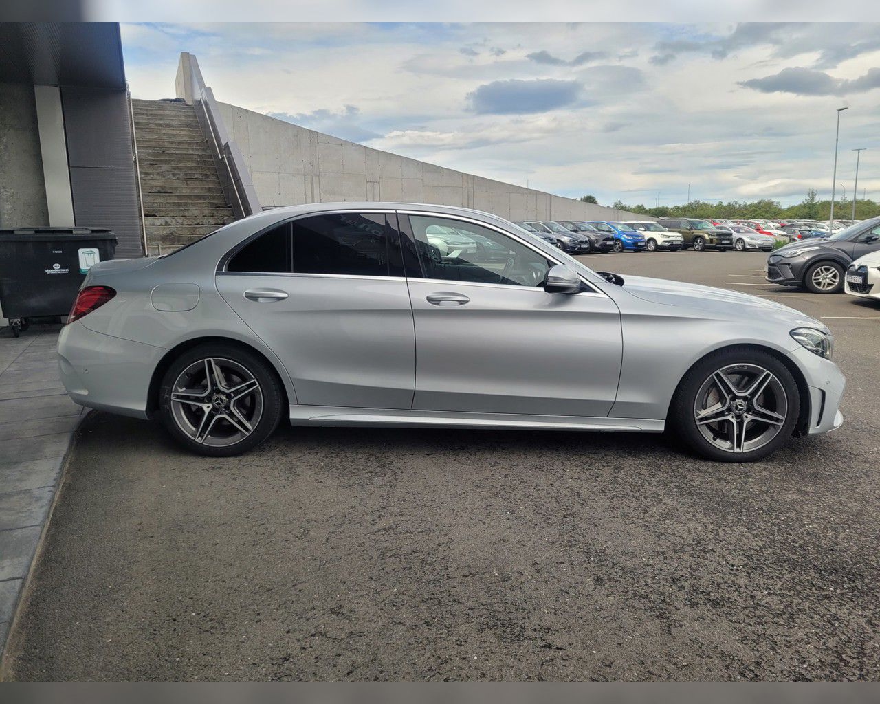 MERCEDES-BENZ C 300