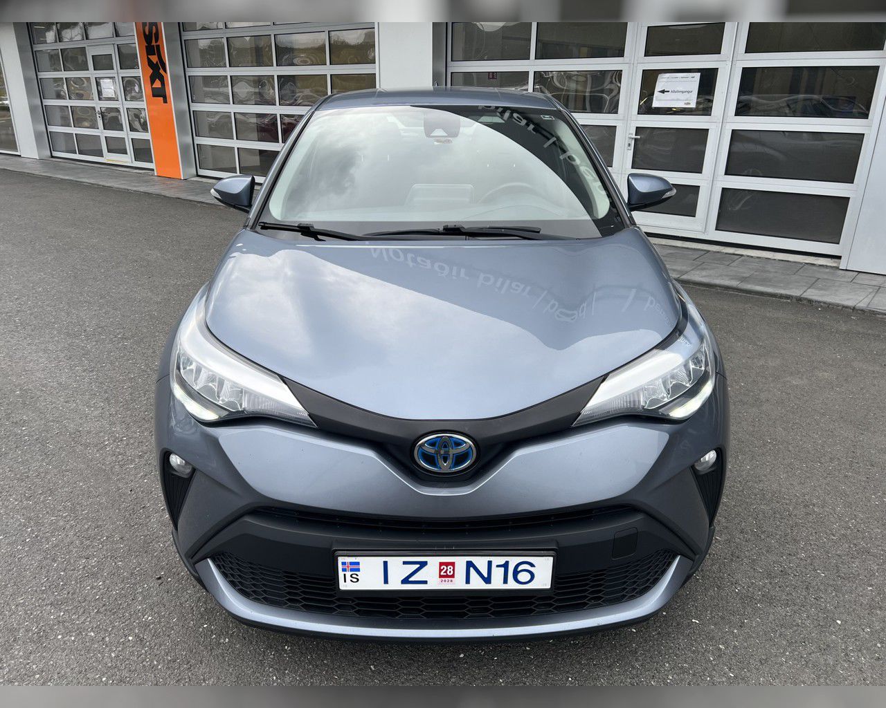 TOYOTA C-HR